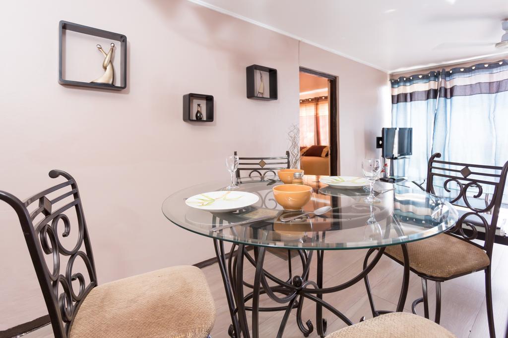Cozy Accommodations - Dorchester City Line Kingston Luaran gambar