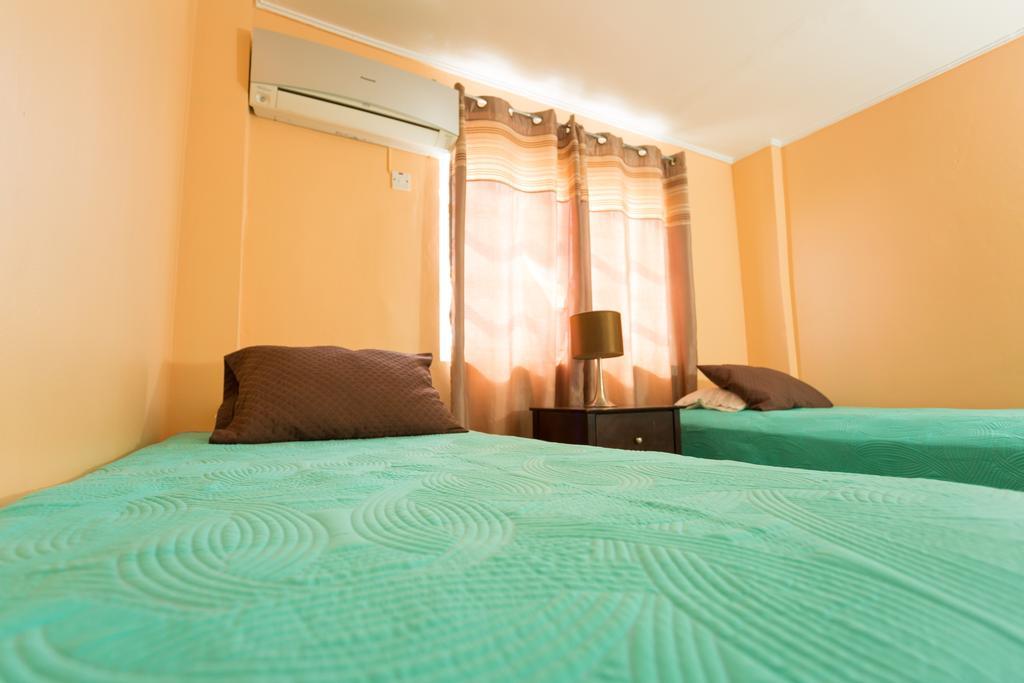 Cozy Accommodations - Dorchester City Line Kingston Luaran gambar